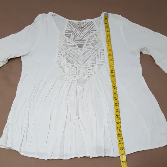 Mossing Supply Co Women´s Ivory Top Blouse, Size M - Picture 15 of 16